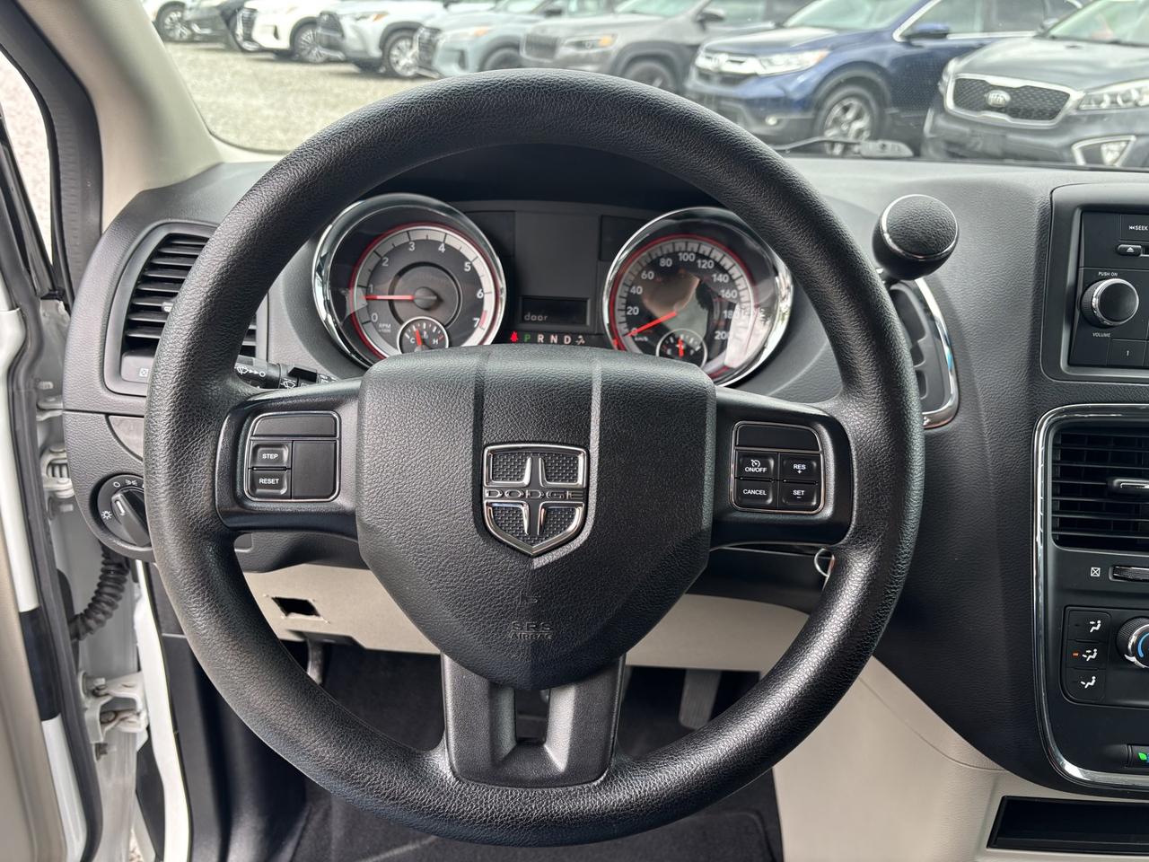2016 Dodge Grand Caravan SE Photo