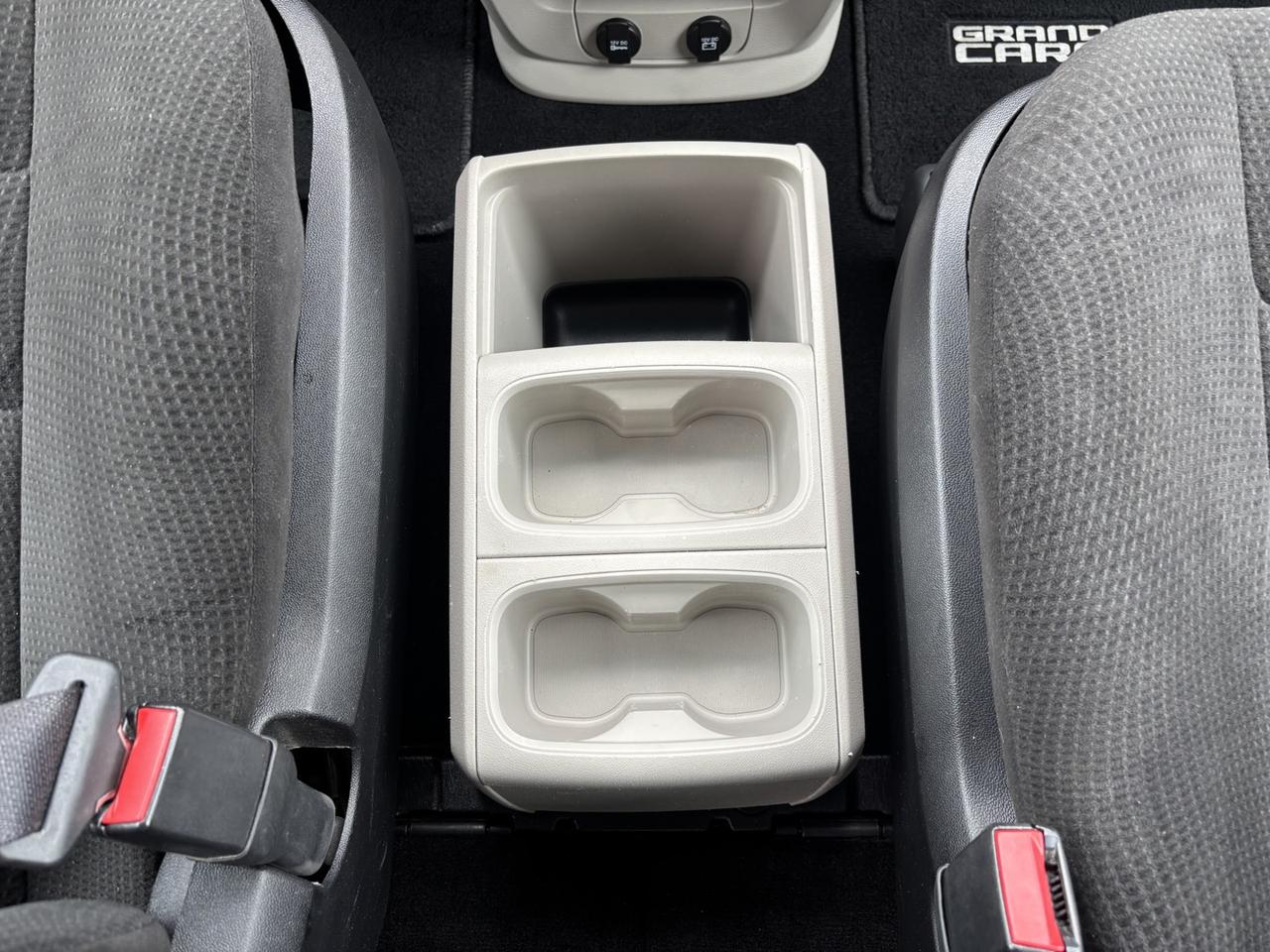 2016 Dodge Grand Caravan SE Photo