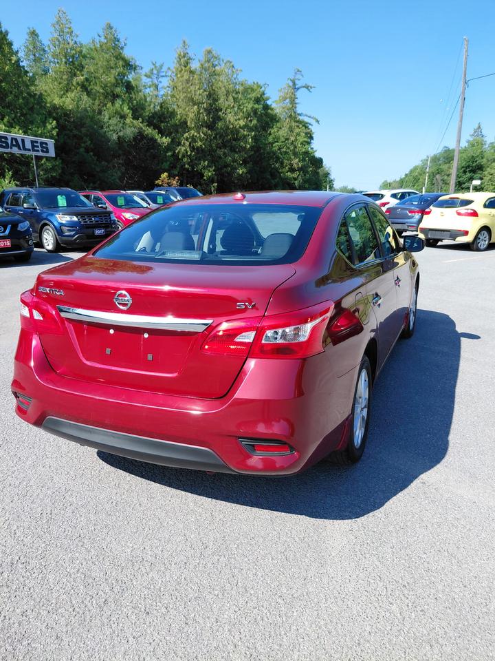 2019 Nissan Sentra SV Photo