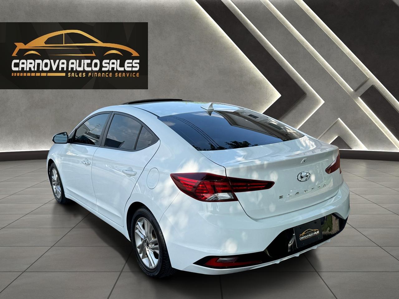 2019 Hyundai Elantra Preferred  w/Sun & Safety Package+CLEAN CARFAX Photo