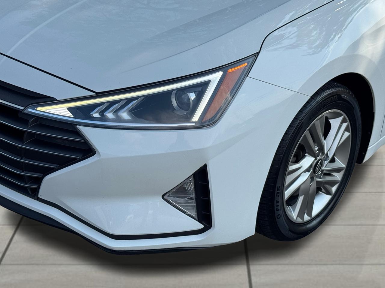 2019 Hyundai Elantra Preferred  w/Sun & Safety Package+CLEAN CARFAX Photo