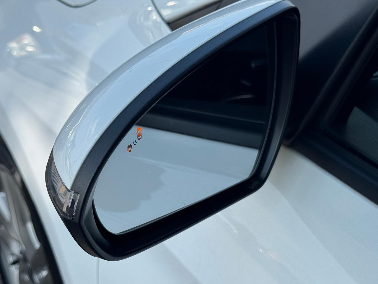 2019 Hyundai Elantra Preferred  w/Sun & Safety Package+CLEAN CARFAX Photo3