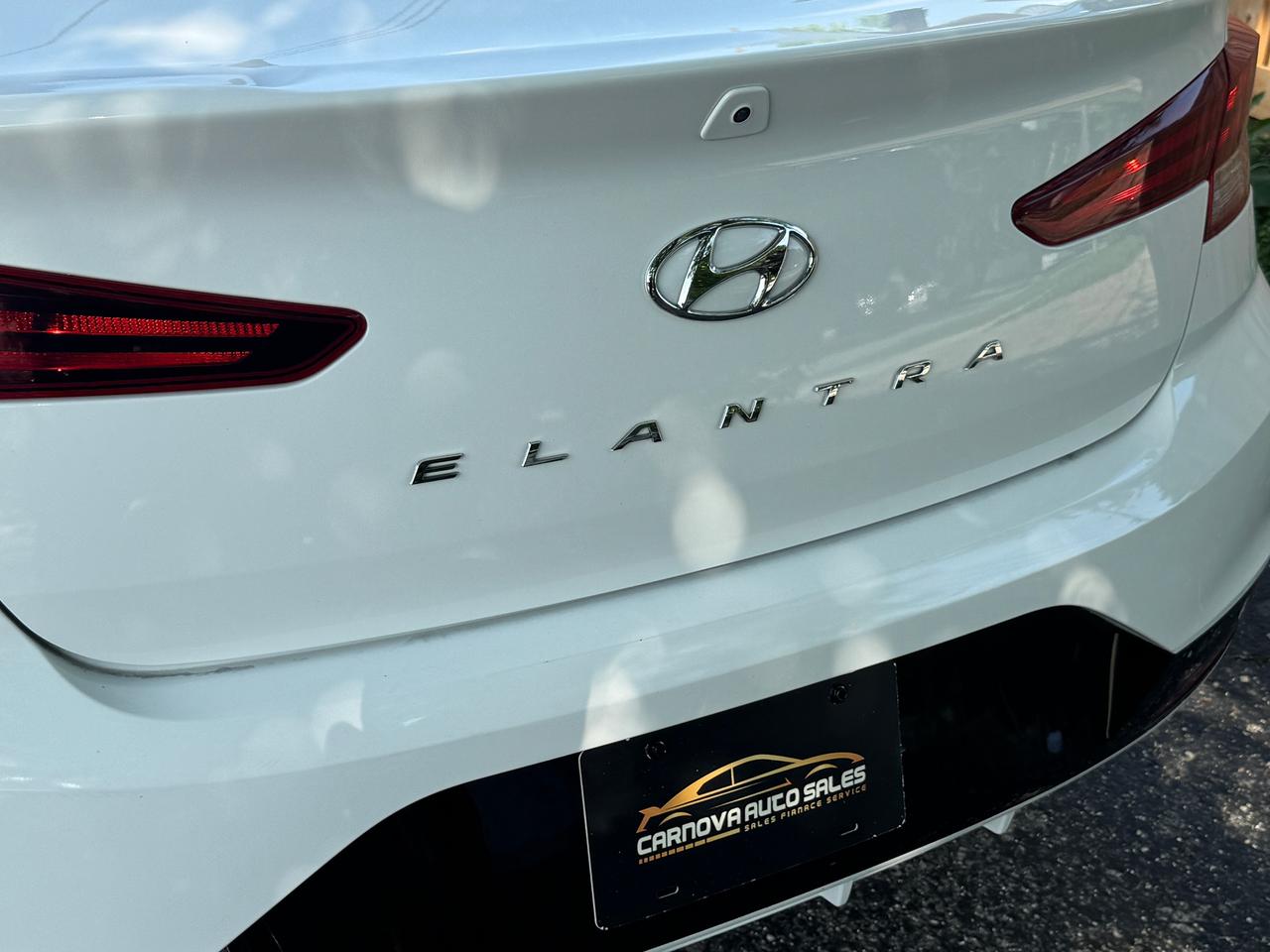 2019 Hyundai Elantra Preferred  w/Sun & Safety Package+CLEAN CARFAX Photo