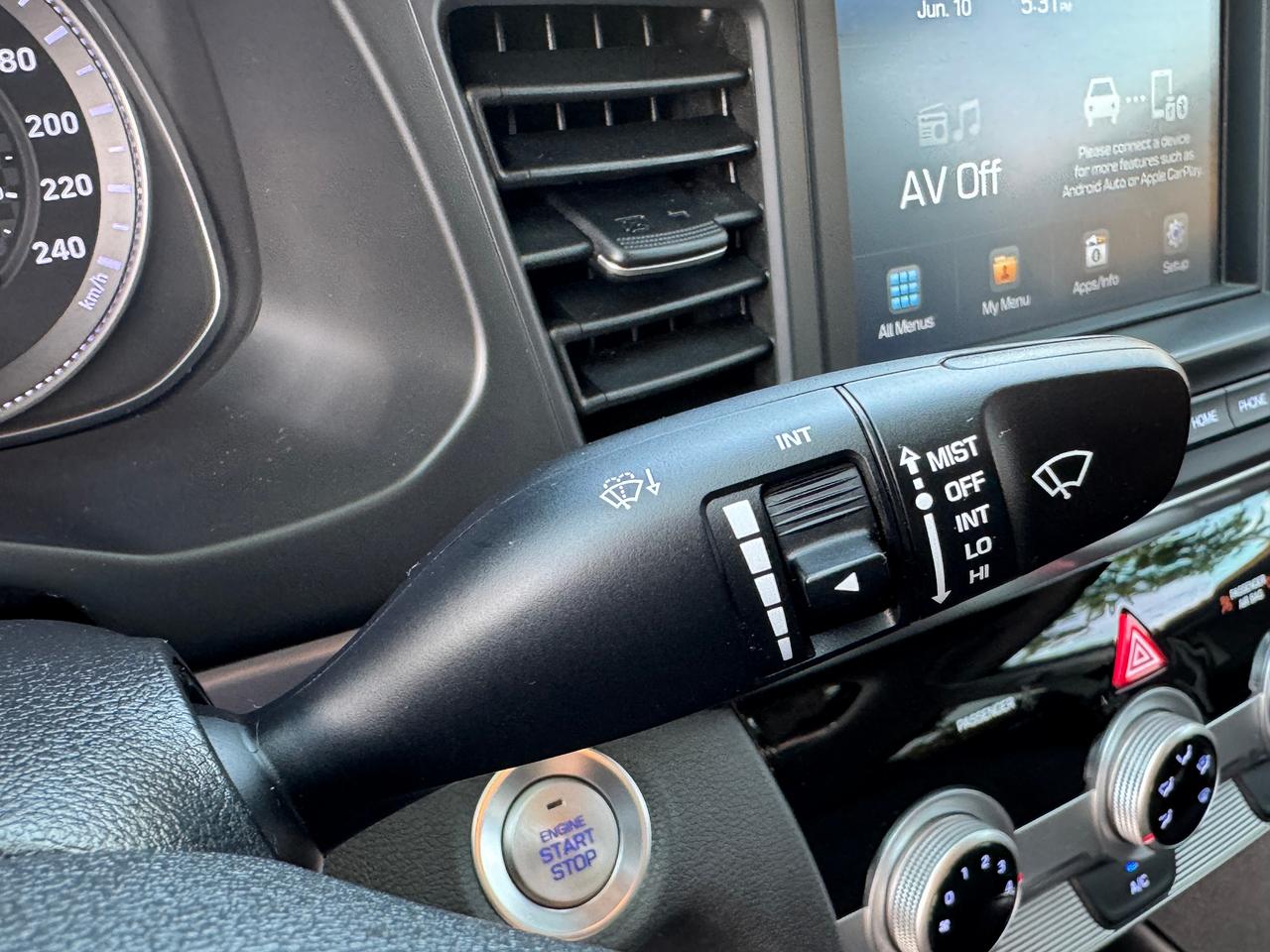 2019 Hyundai Elantra Preferred  w/Sun & Safety Package+CLEAN CARFAX Photo
