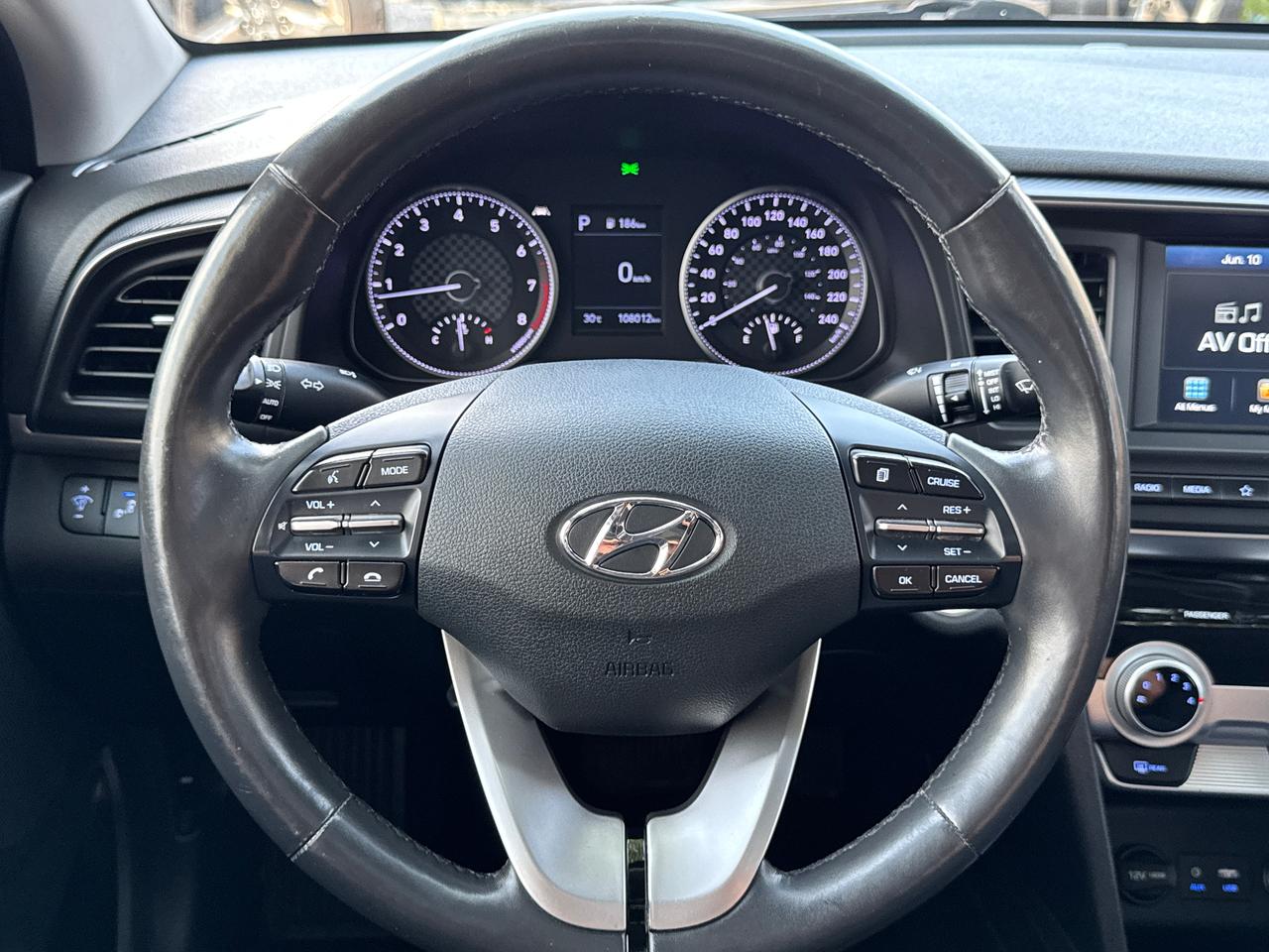 2019 Hyundai Elantra Preferred  w/Sun & Safety Package+CLEAN CARFAX Photo