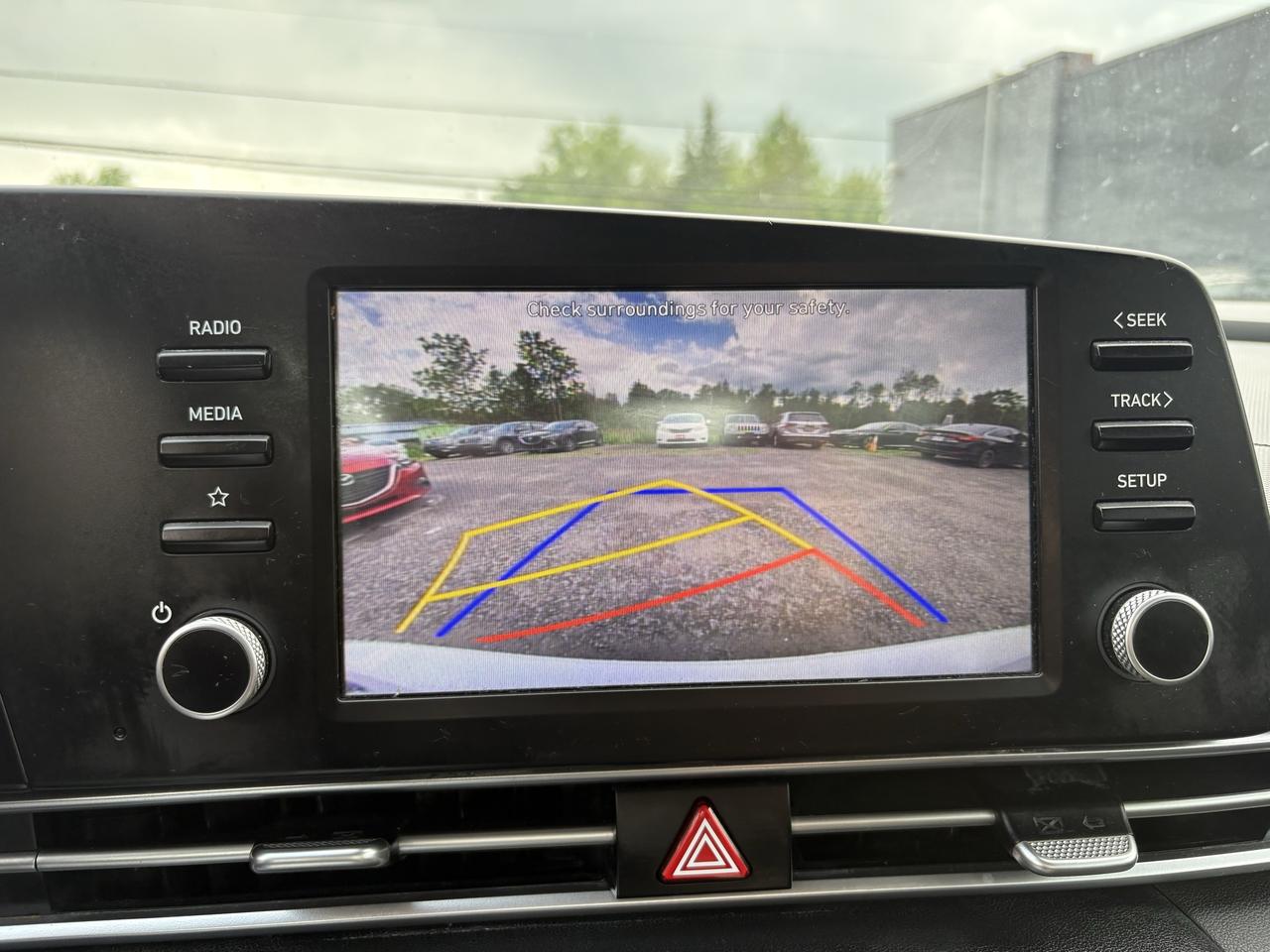 2021 Hyundai Elantra Preferred Photo