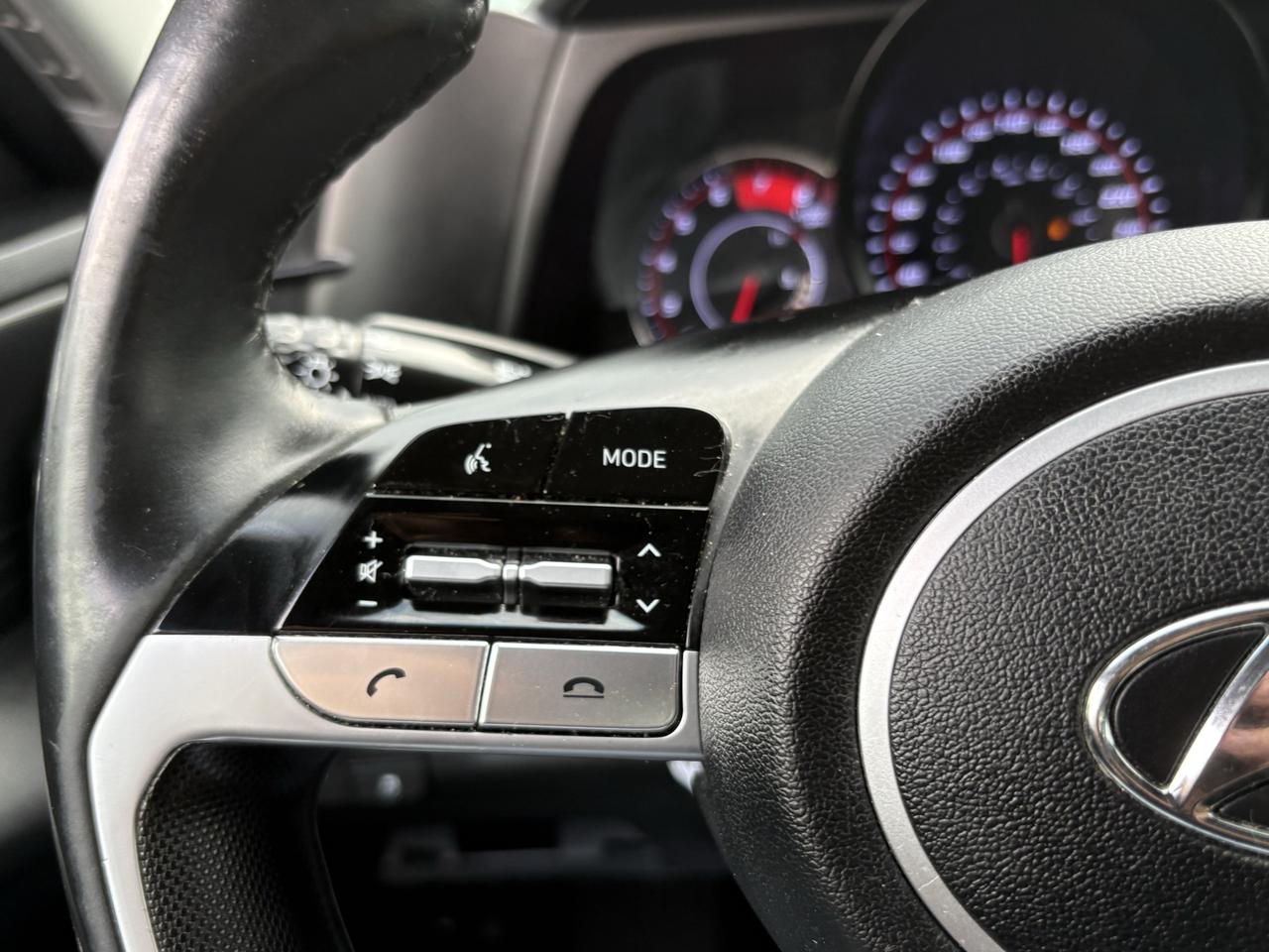 2021 Hyundai Elantra Preferred Photo