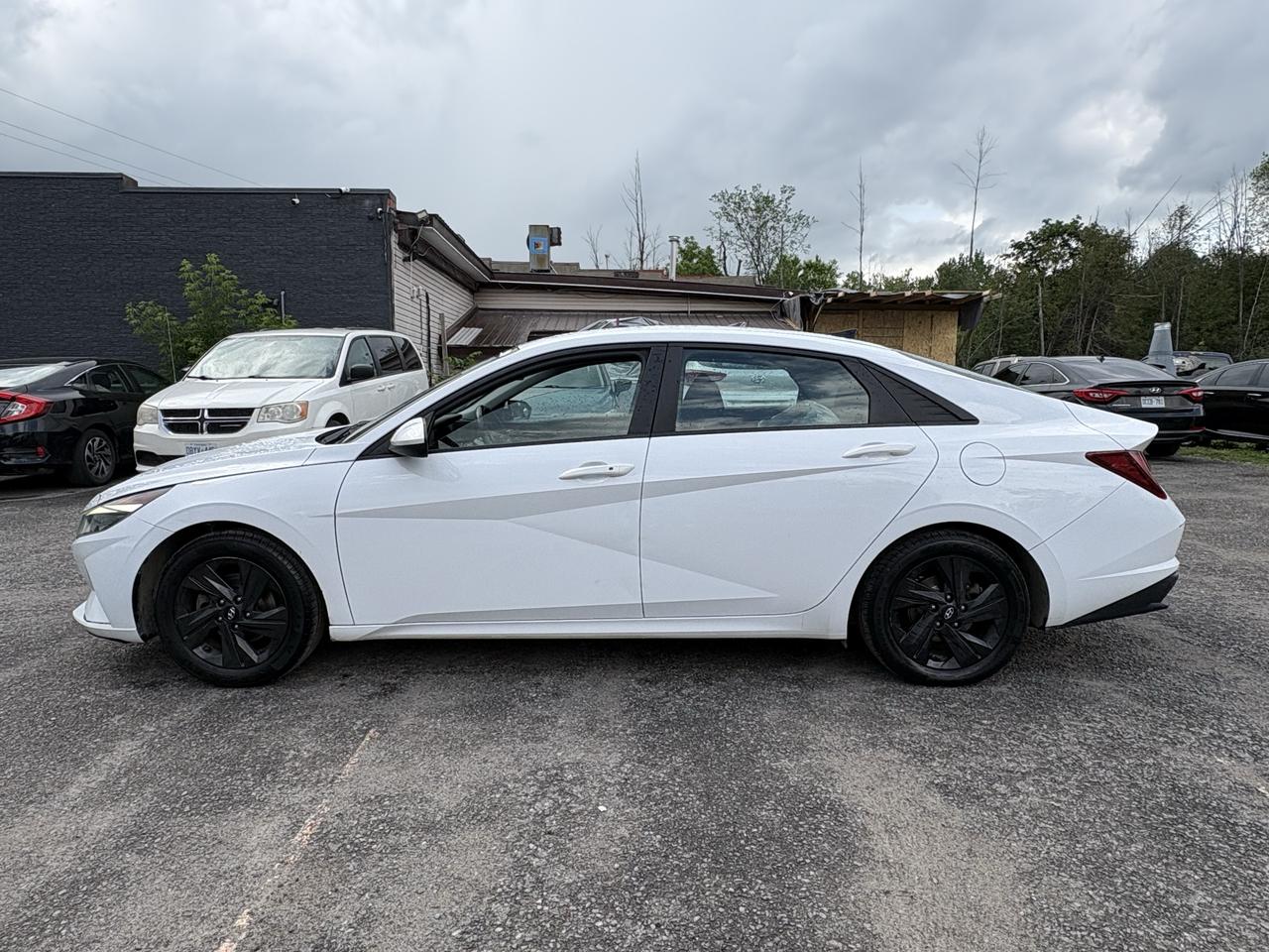 2021 Hyundai Elantra Preferred Photo
