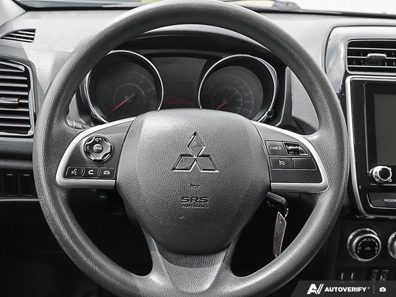 2022 Mitsubishi RVR ES, AWD, R/V CAM HEATED SEATS, B.TOOTH - Photo #14