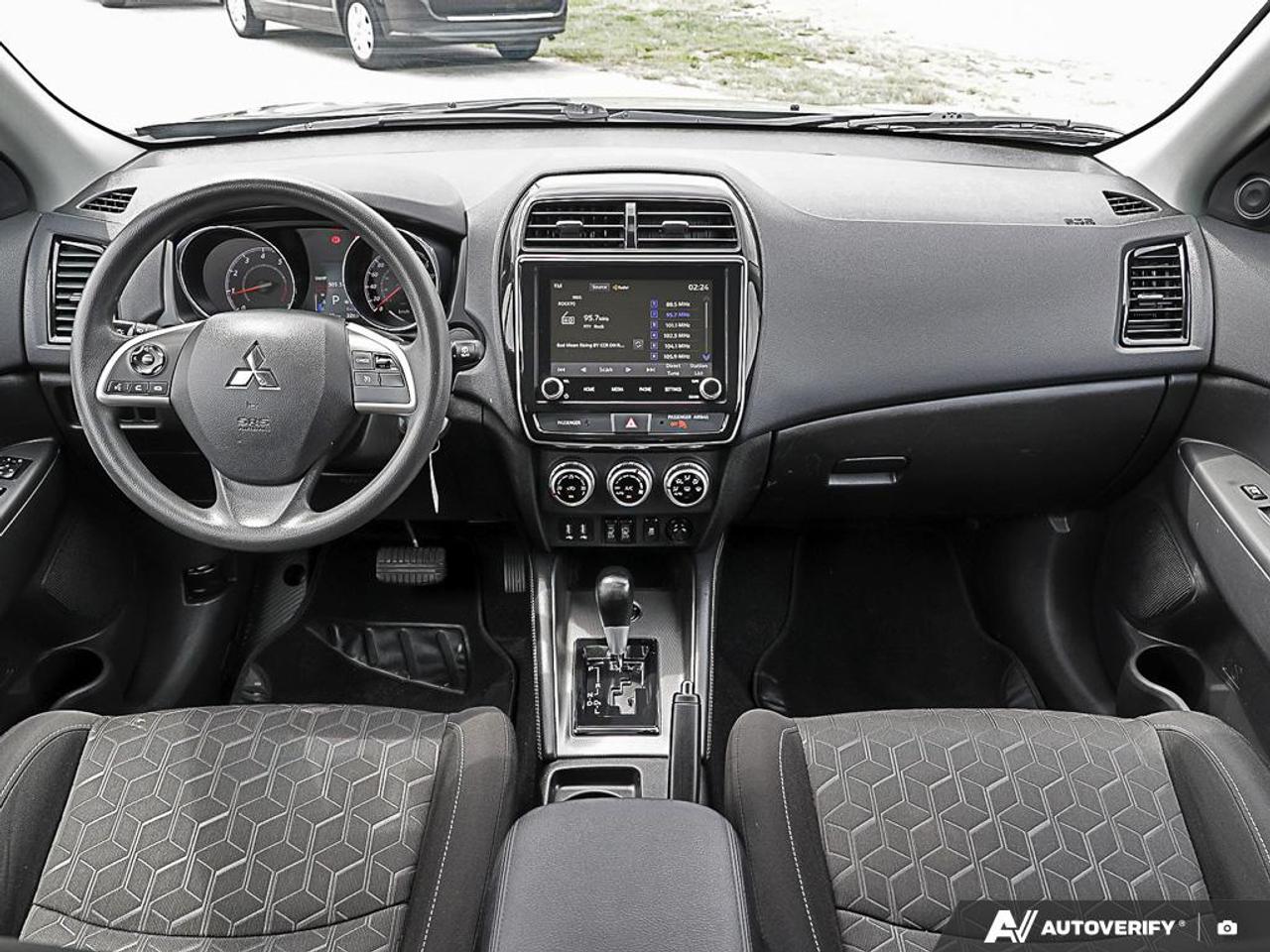 2022 Mitsubishi RVR ES, AWD, R/V CAM HEATED SEATS, B.TOOTH - Photo #25