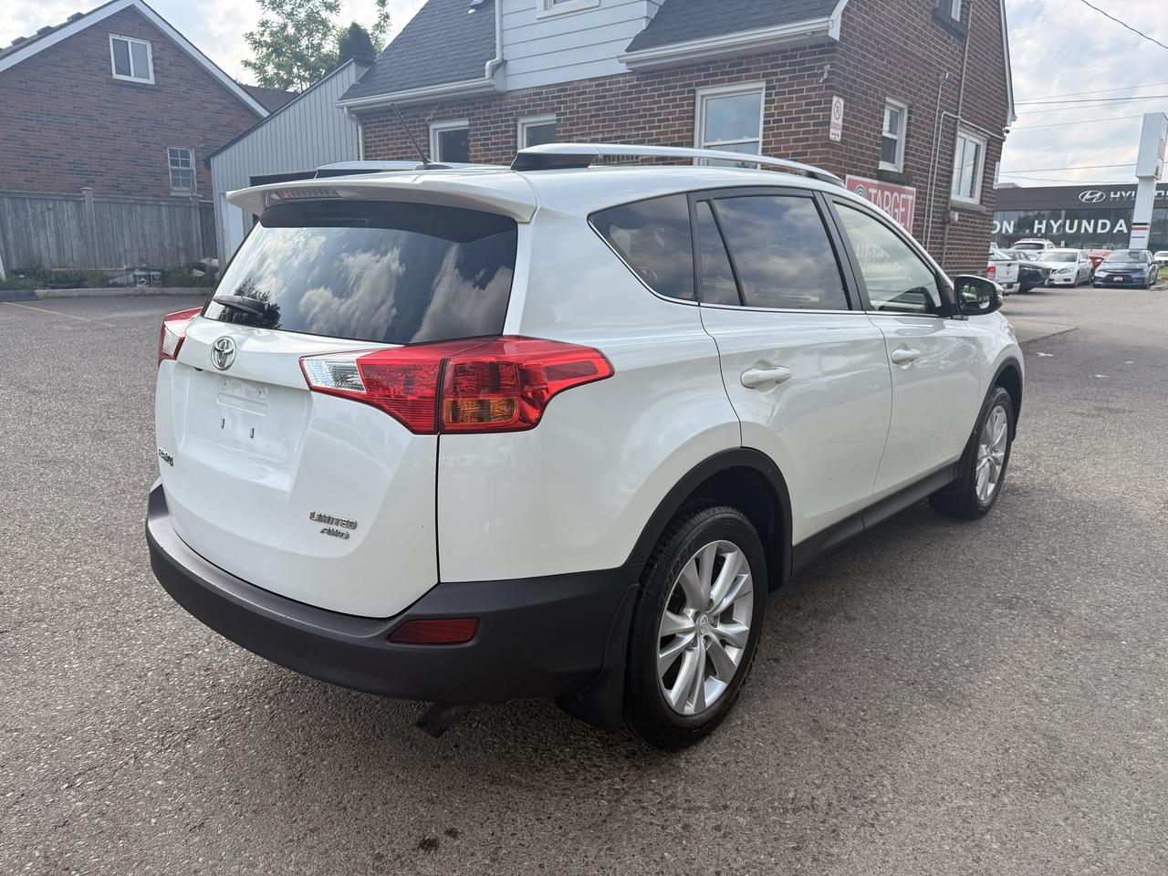 2014 Toyota RAV4 Limited | AWD | Clean CARFAX Photo