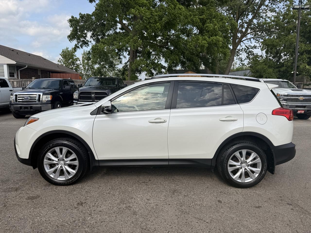 2014 Toyota RAV4 Limited | AWD | Clean CARFAX Photo