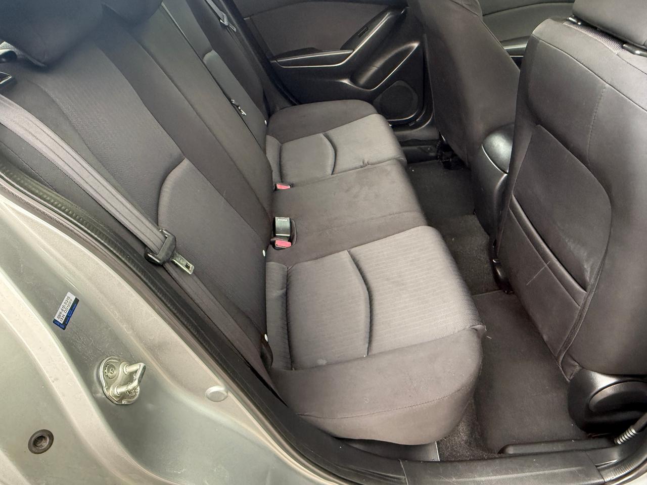 2014 Mazda MAZDA3 GX-SKY,6 SPD..MANUAL SPORT,LOW KM'S CERTIFIED ! Photo