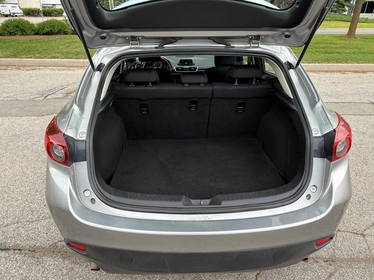 2014 Mazda MAZDA3 GX-SKY,6 SPD..MANUAL SPORT,LOW KM'S CERTIFIED ! Photo
