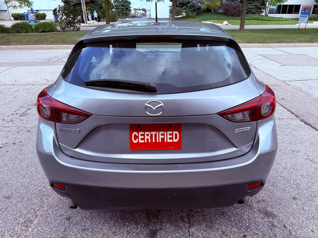 2014 Mazda MAZDA3 GX-SKY,6 SPD..MANUAL SPORT,LOW KM'S CERTIFIED ! Photo
