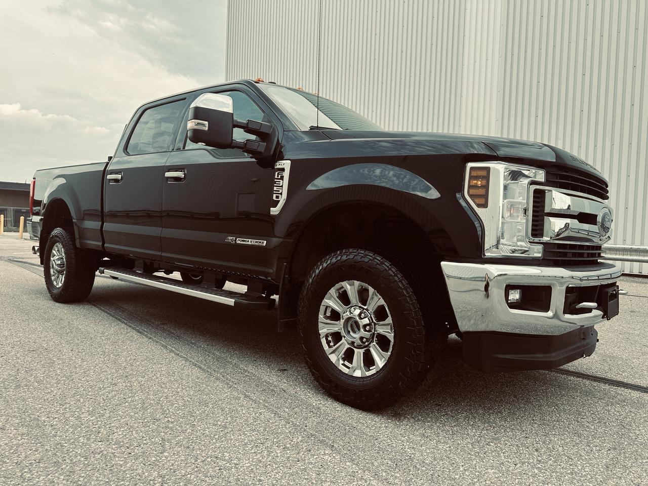 2018 Ford SUPER DUTY F-350 SRW XLT 6.7 litre Power Stroke V8 turbo diesel Photo4