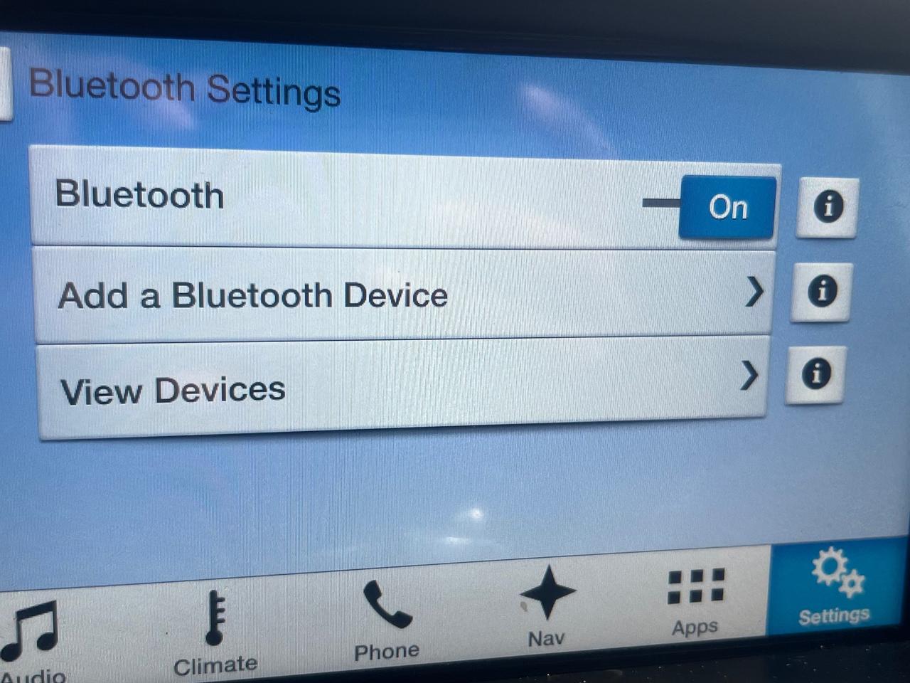 2016 Ford Escape LEATHER- SUNROOF-NAV-BACK CAM- BLUETOOTH & MORE! Photo