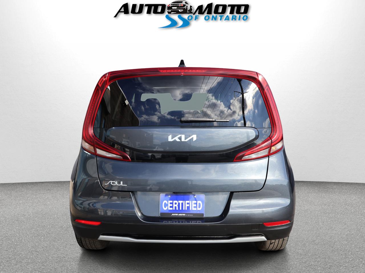 2022 Kia Soul EV LIMITED CERTIFIED *1 OWNER*ACCIDENT FREE*KIA MAINTAIN* CAMERA NAV BLUETOOTH LEATHER HEATED SEATS SUNROOF CRUISE ALLOYS Photo4