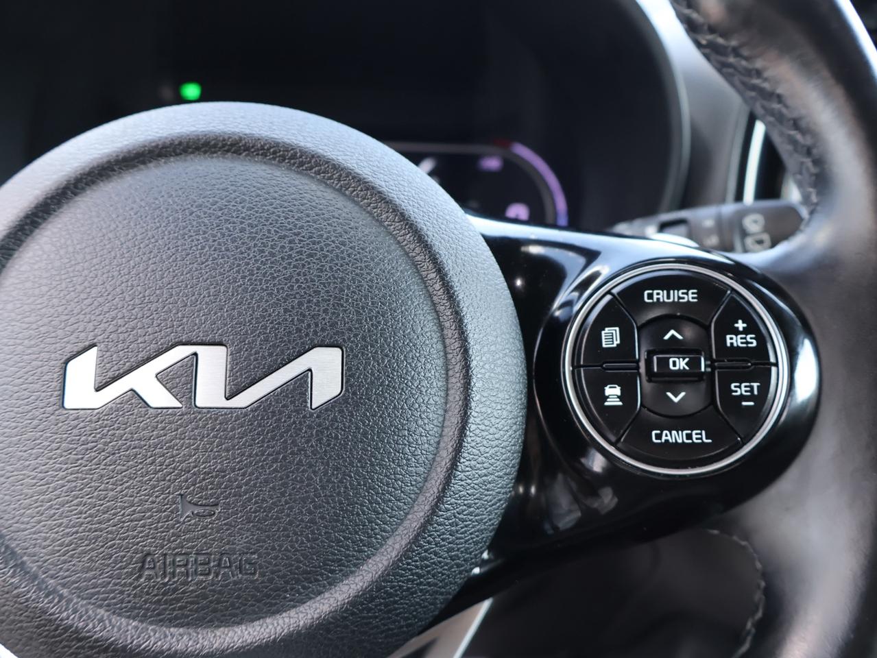 2022 Kia Soul EV LIMITED CERTIFIED *1 OWNER*ACCIDENT FREE*KIA MAINTAIN* CAMERA NAV BLUETOOTH LEATHER HEATED SEATS SUNROOF CRUISE ALLOYS Photo