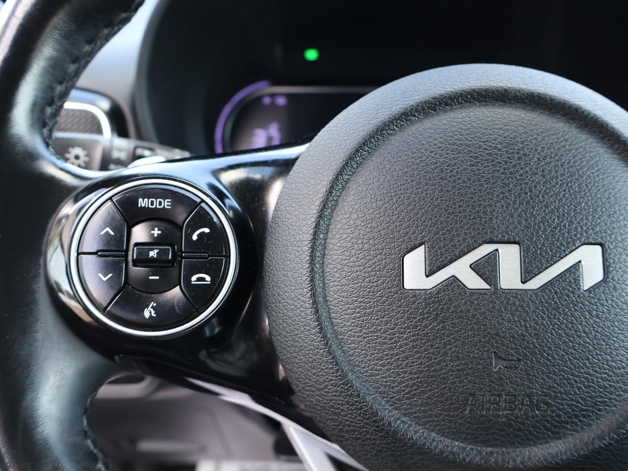 2022 Kia Soul EV LIMITED CERTIFIED *1 OWNER*ACCIDENT FREE*KIA MAINTAIN* CAMERA NAV BLUETOOTH LEATHER HEATED SEATS SUNROOF CRUISE ALLOYS Photo