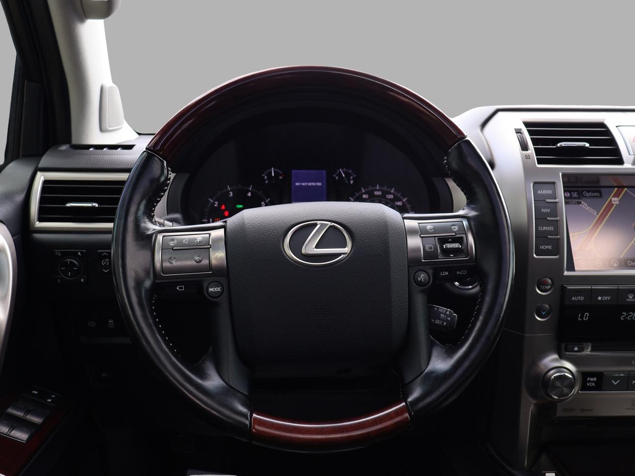 2018 Lexus GX 460 LUXURY AWD CERTIFIED *ACCIDENT FREE*7 SEATS* CAMERA NAV BLUETOOTH LEATHER HEATED SEATS SUNROOF CRUISE ALLOYS Photo
