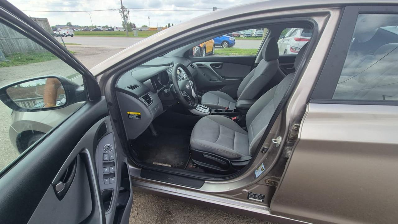 2011 Hyundai Elantra L, ONLY 63KMS, WELL MAINTAINED, CERTIFIED Photo