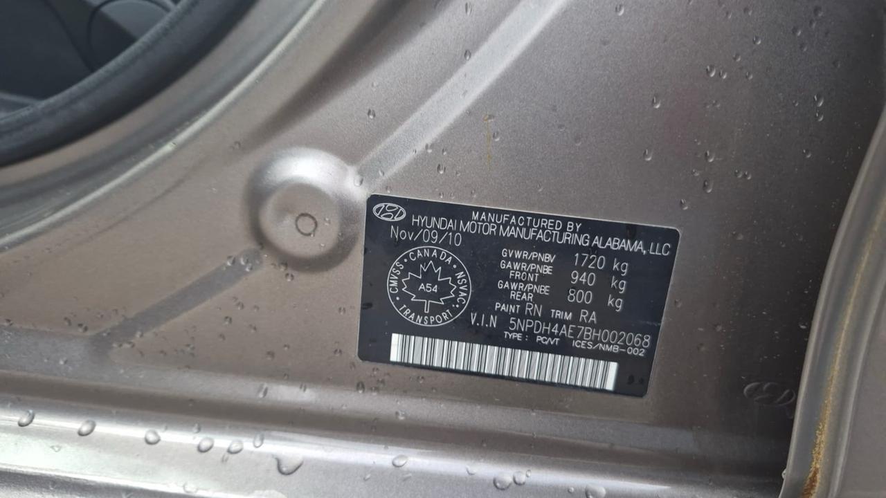 2011 Hyundai Elantra L, ONLY 63KMS, WELL MAINTAINED, CERTIFIED Photo