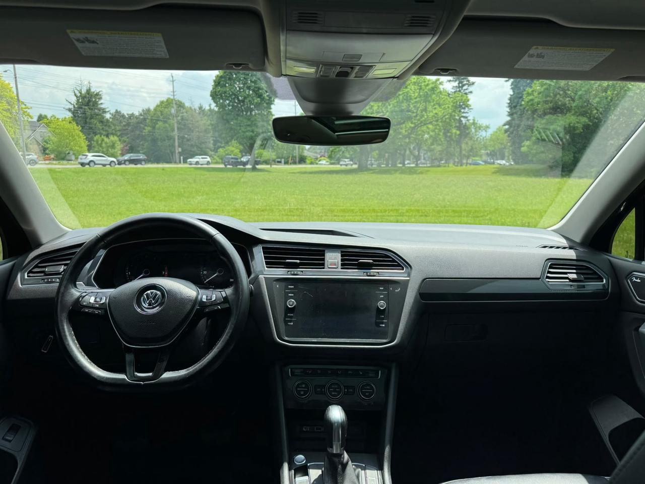 2018 Volkswagen Tiguan SEL Premium 4Motion *7 Passenger Photo