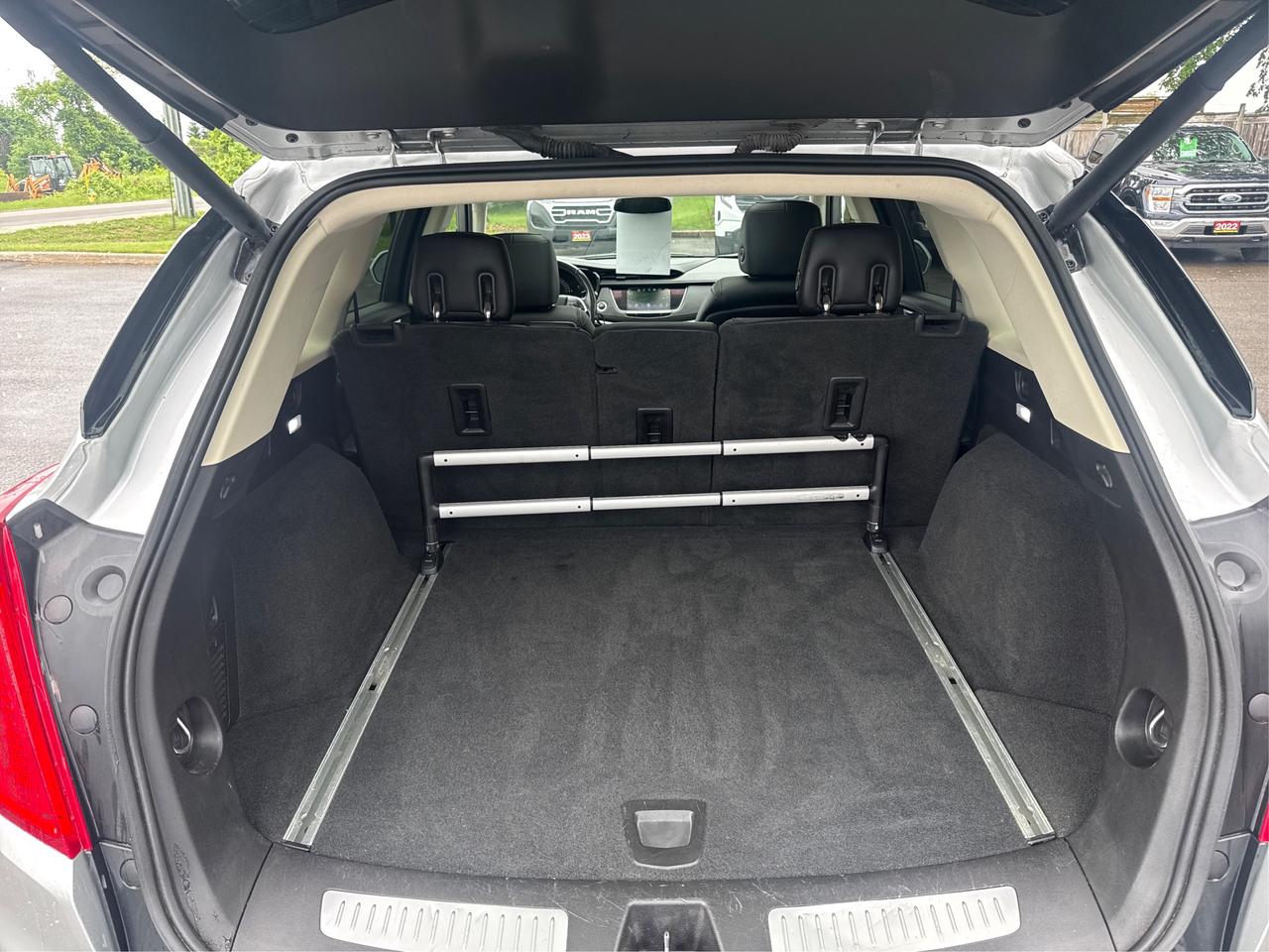 2019 Cadillac XT5 AWD 4dr Luxury Photo