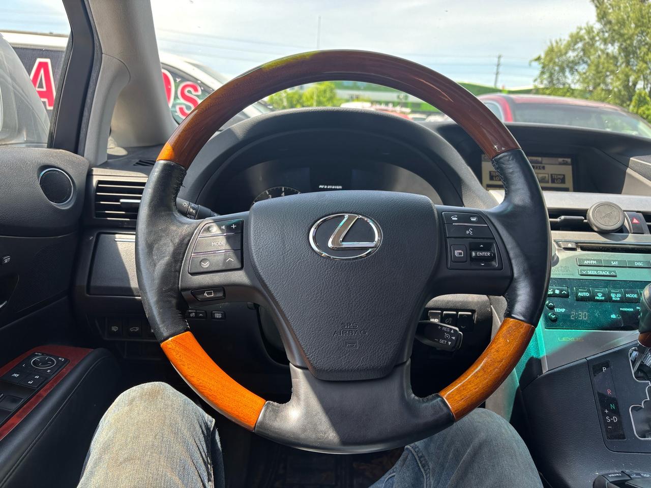 2010 Lexus RX 350 Navigation, DVD, AWD Photo