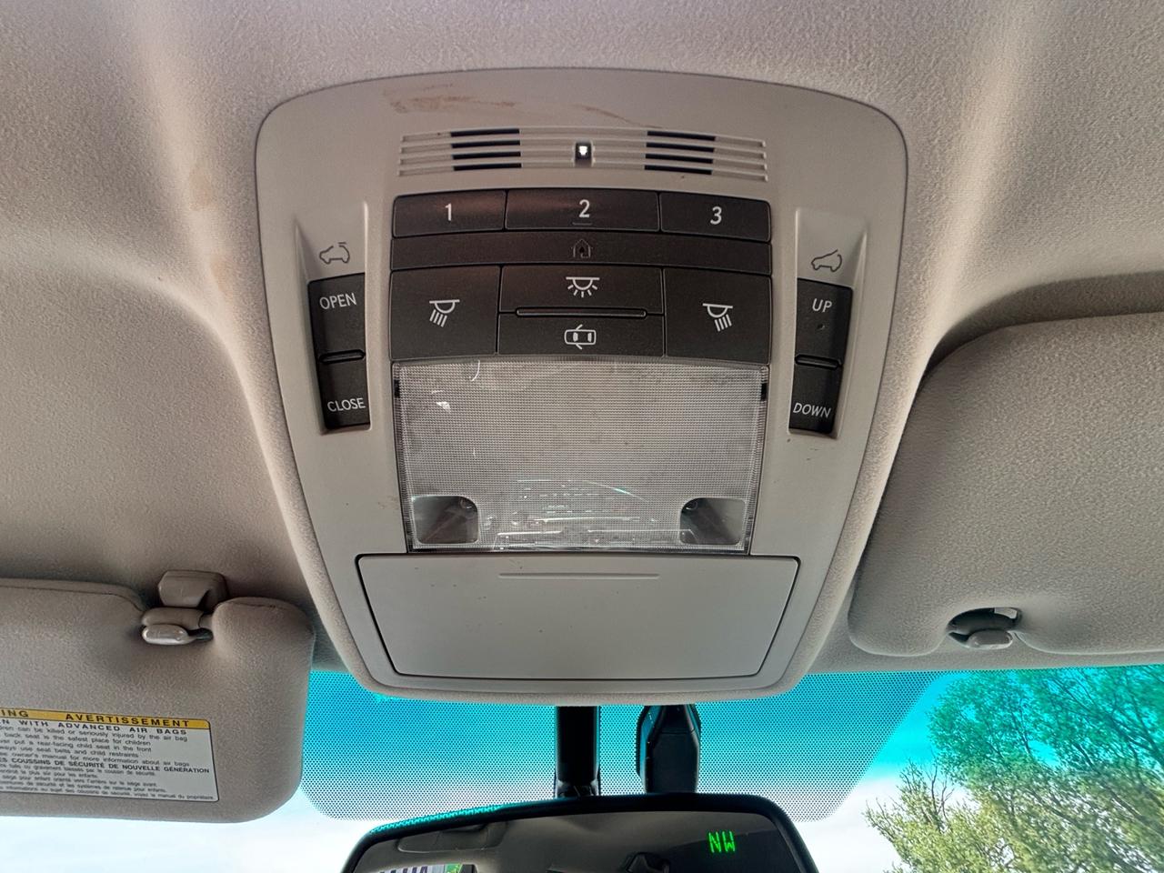 2010 Lexus RX 350 Navigation, DVD, AWD Photo
