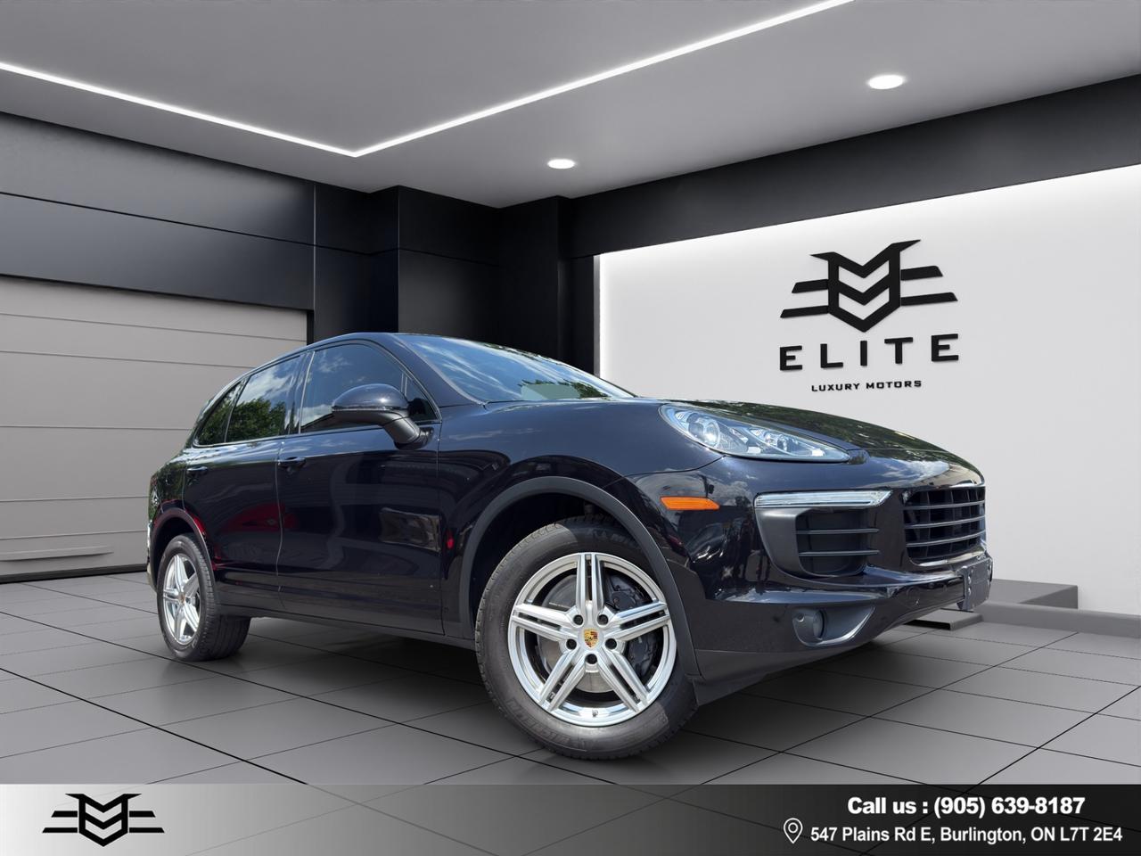 2017 Porsche Cayenne AWD - Navigation - Leather - Sunroof - Low Low Kms !!! Photo0