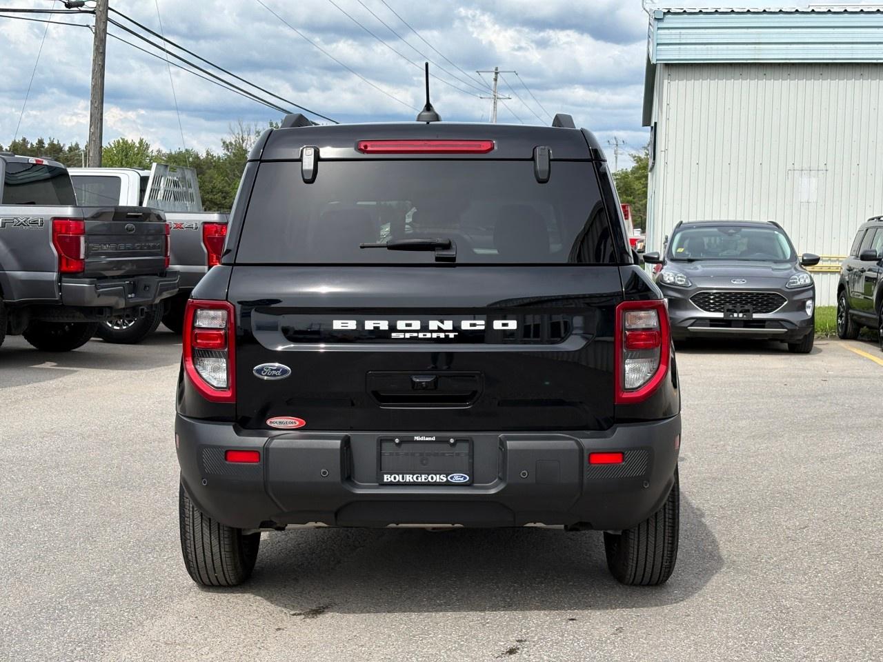 2025 Ford Bronco Sport Outer Banks 4x4 Photo