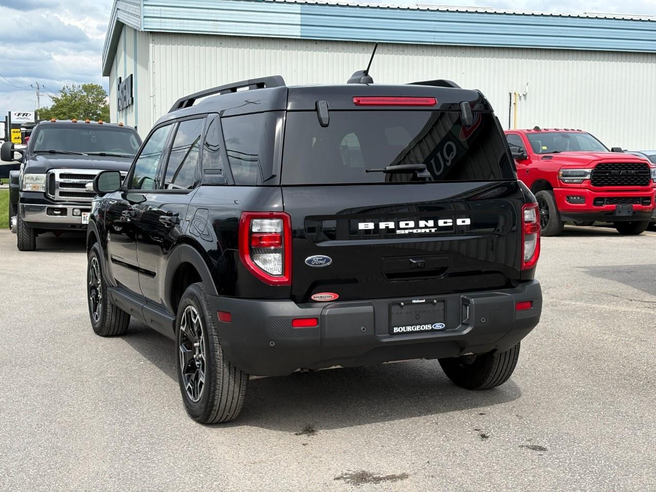 2025 Ford Bronco Sport Outer Banks 4x4 Photo