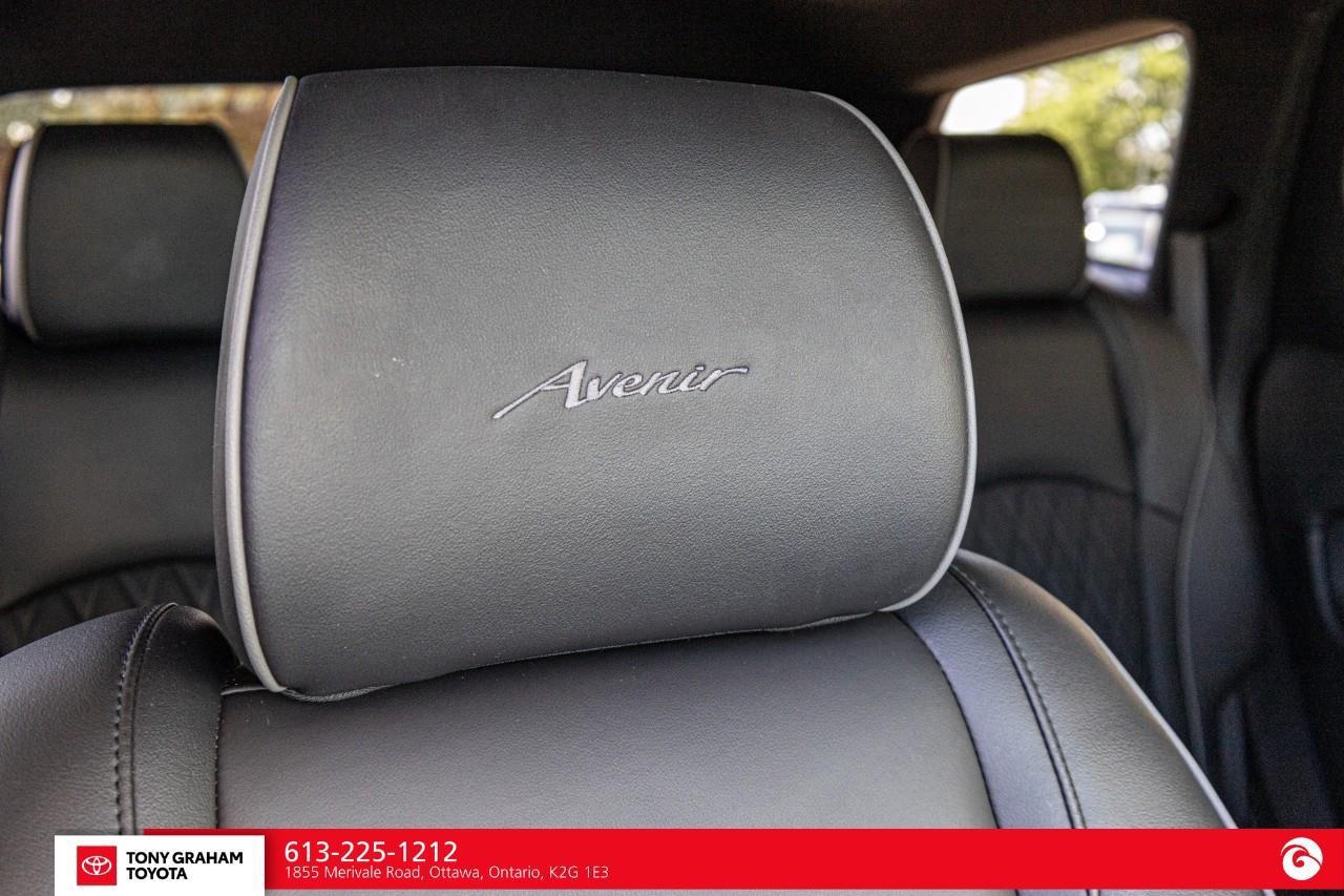 2024 Buick Enclave Avenir Photo