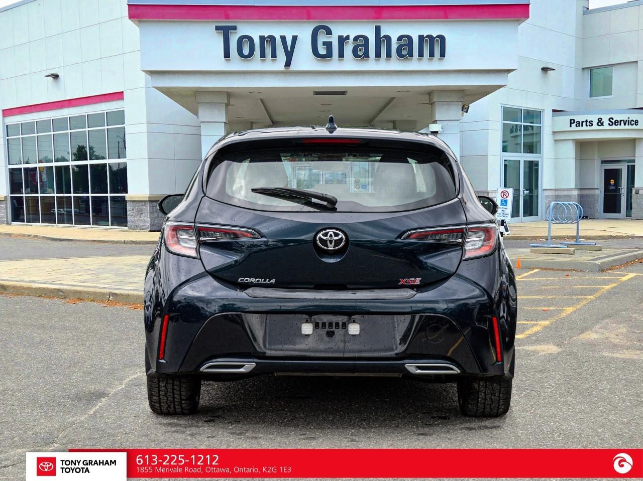 2021 Toyota Corolla Hatchback XSE Package Photo4