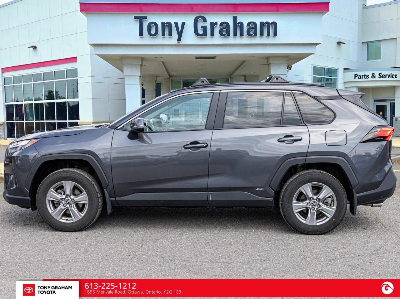2024 Toyota RAV4 Hybrid XLE Photo