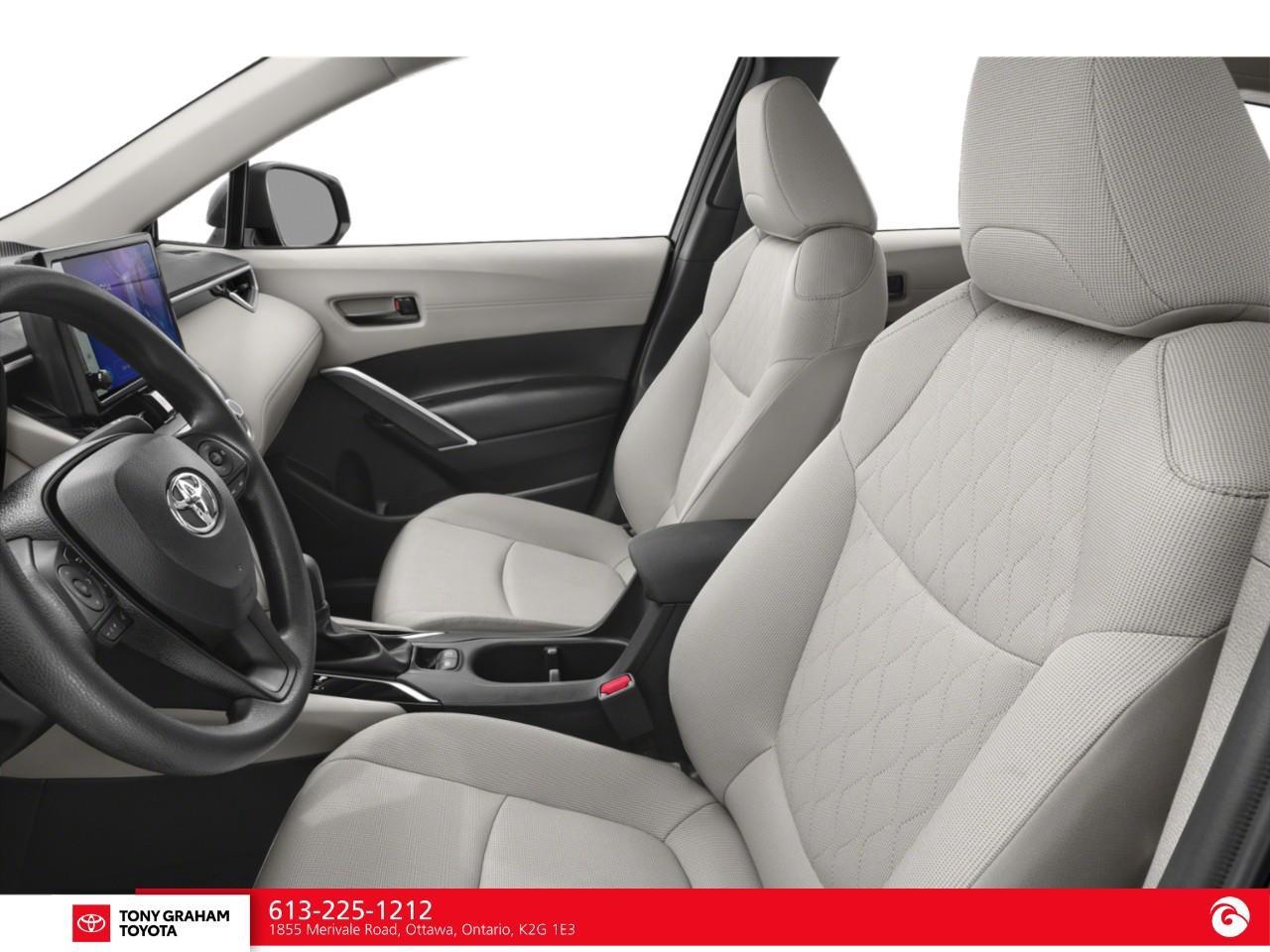 2025 Toyota Corolla Cross L Photo