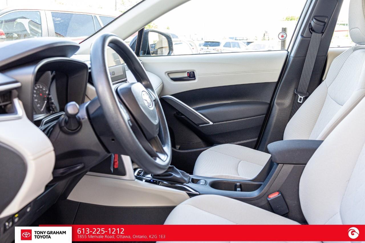 2025 Toyota Corolla Cross L Photo
