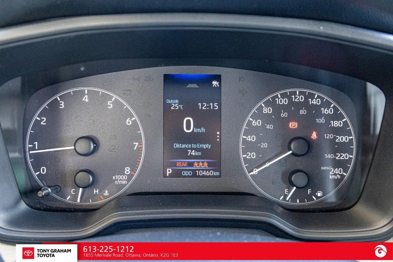 2025 Toyota Corolla Cross L Photo