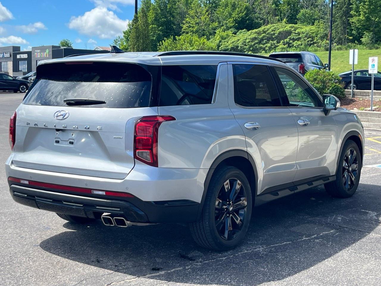 2024 Hyundai PALISADE Urban 8-Passenger AWD Photo