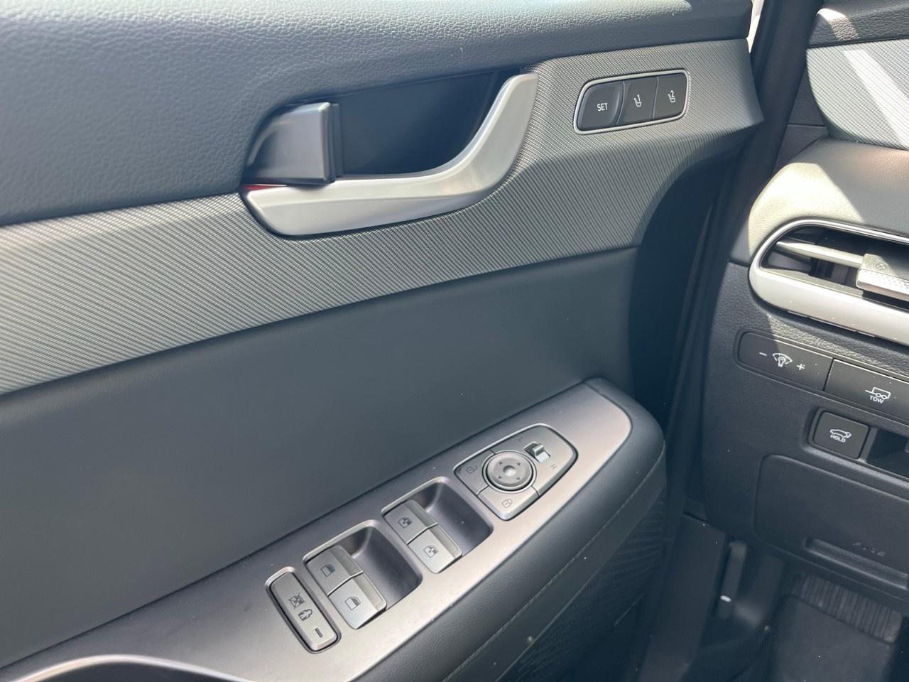 2024 Hyundai PALISADE Urban 8-Passenger AWD Photo