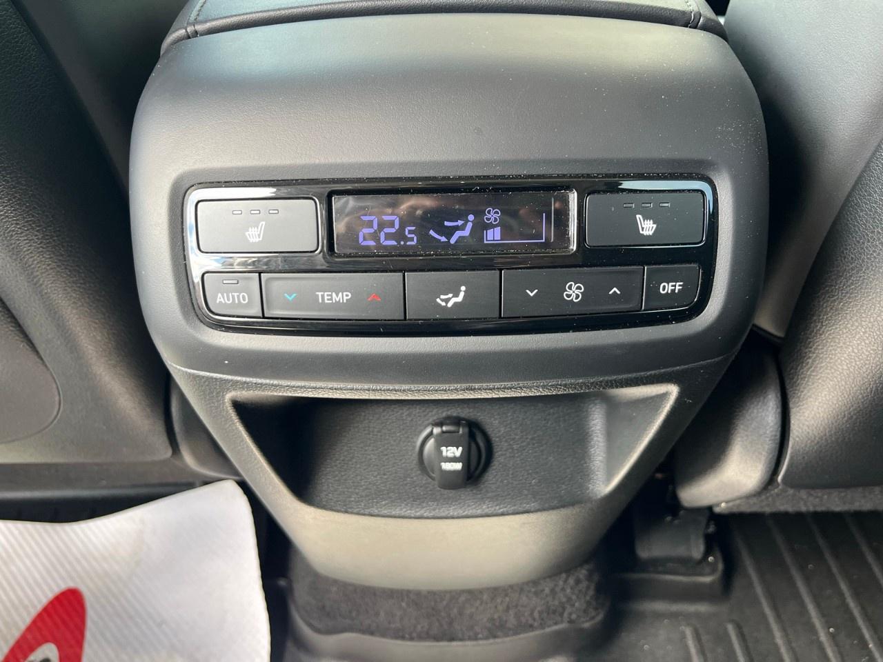 2024 Hyundai PALISADE Urban 8-Passenger AWD Photo