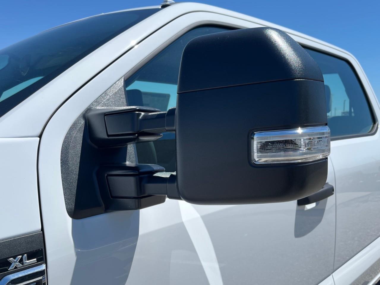 2026 Ford F-350 XL Photo