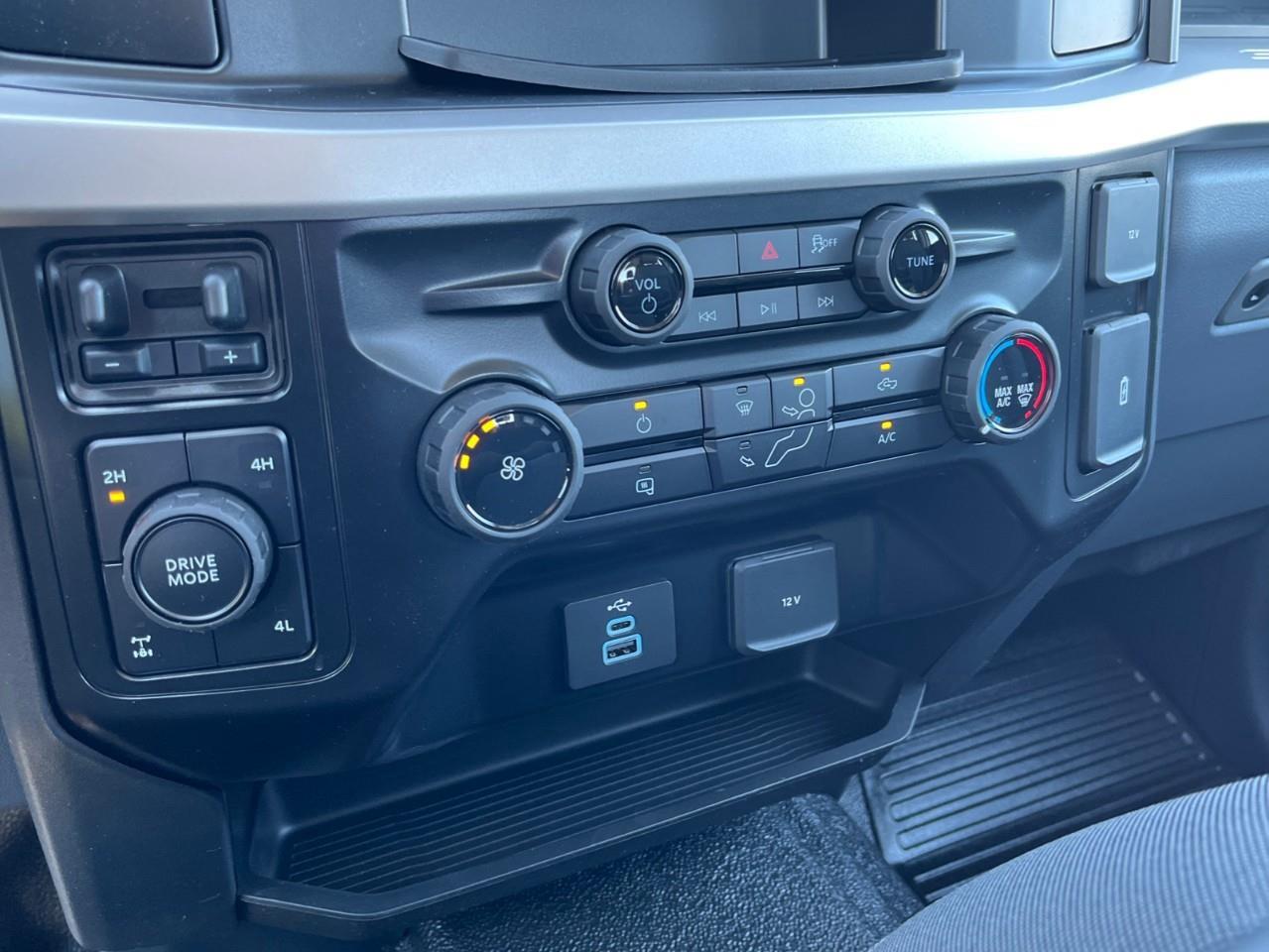 2026 Ford F-350 XL Photo