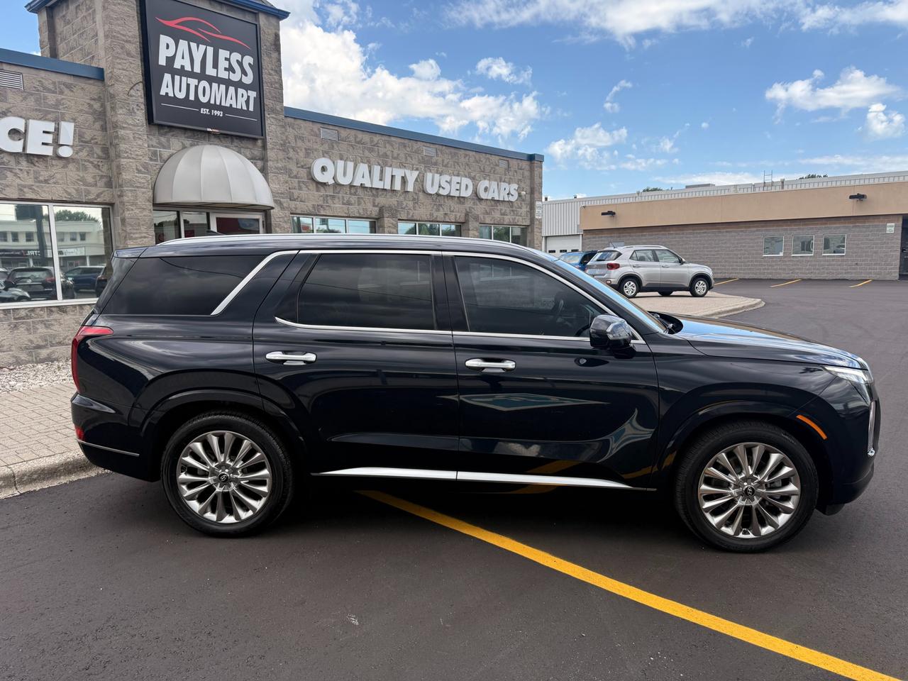2020 Hyundai PALISADE Ultimate 7 Passenger Photo1