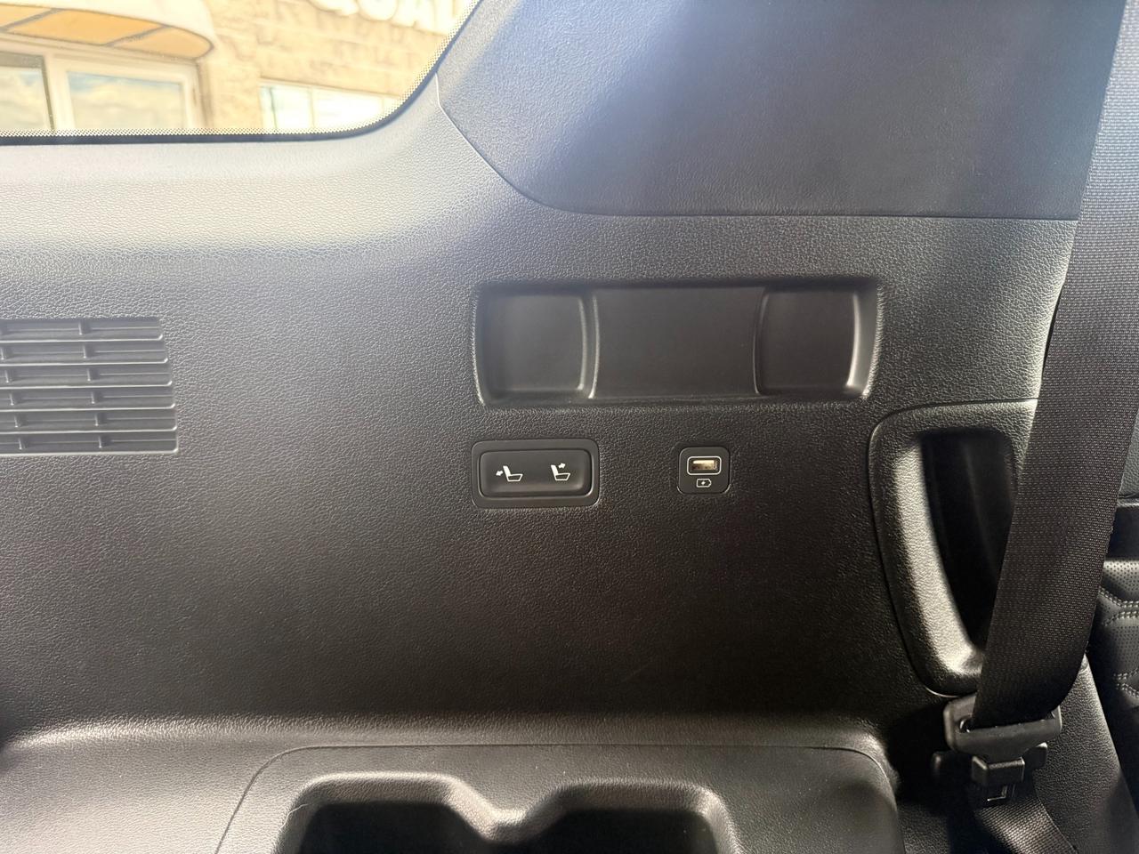 2020 Hyundai PALISADE Ultimate 7 Passenger Photo