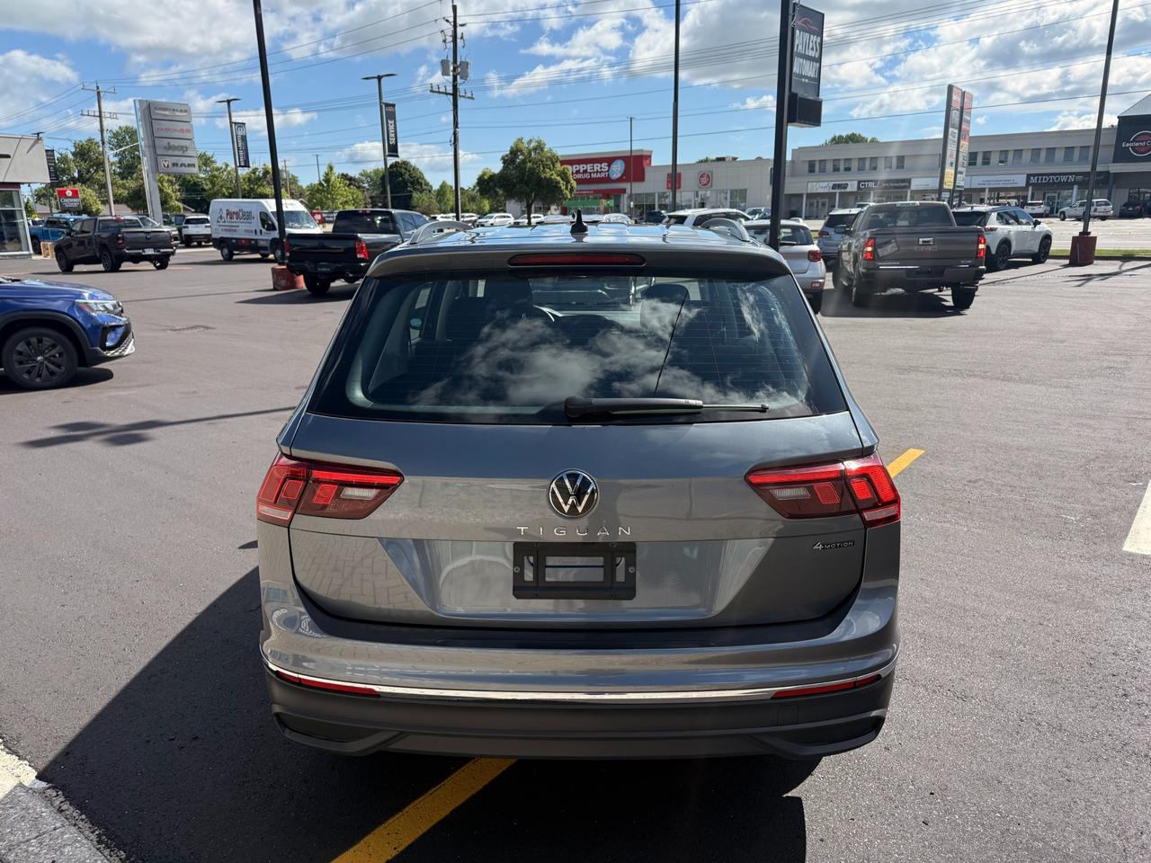 2024 Volkswagen Tiguan Trendline Photo