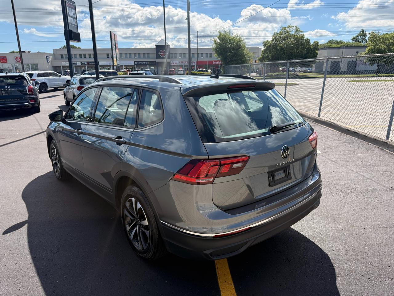 2024 Volkswagen Tiguan Trendline Photo