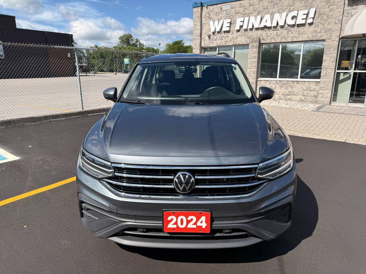 2024 Volkswagen Tiguan Trendline Photo